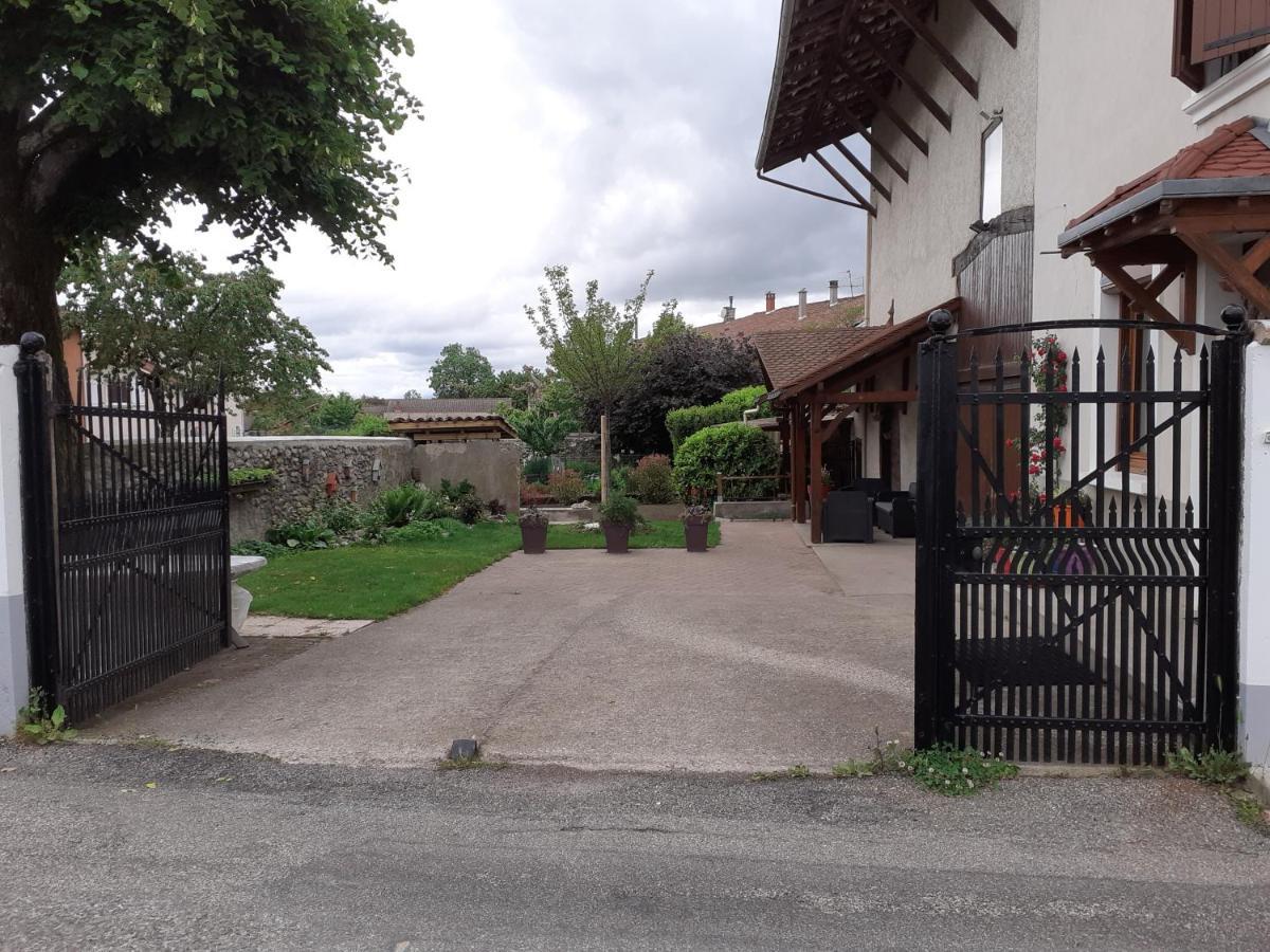 Les Copains D'Abord Villa Beaucroissant Ngoại thất bức ảnh