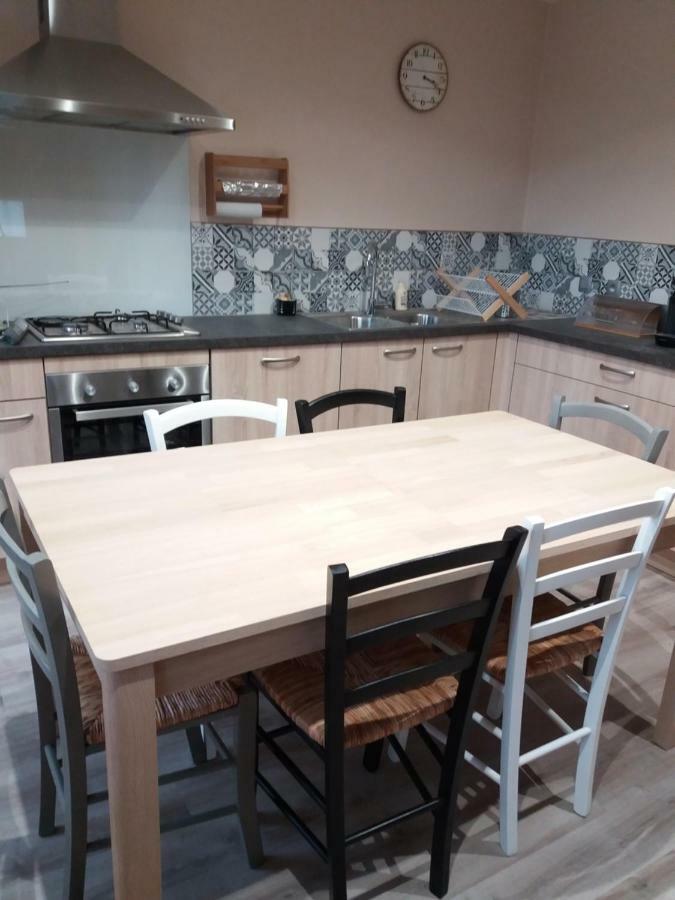 Les Copains D'Abord Villa Beaucroissant Ngoại thất bức ảnh